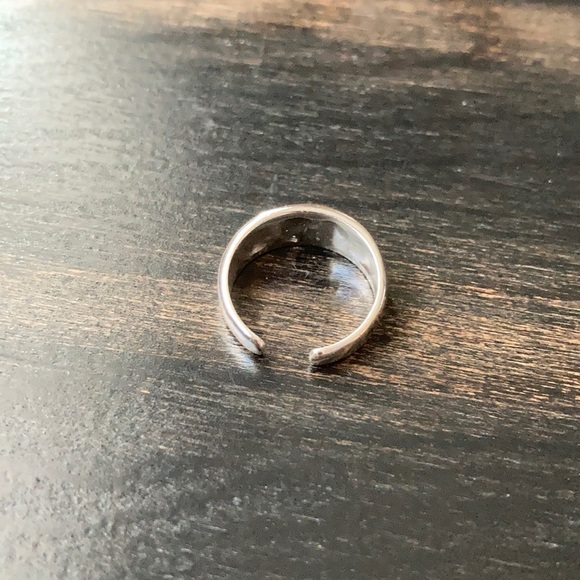 Sterling Silver Toe Ring - Picture 2 of 3